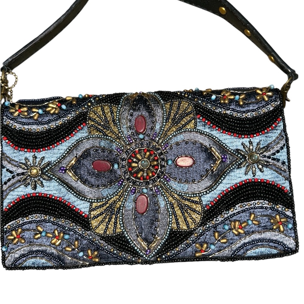 Mary Frances Center Of Attention Beaded Crossbody Purse NWT - Picture 2 of 5